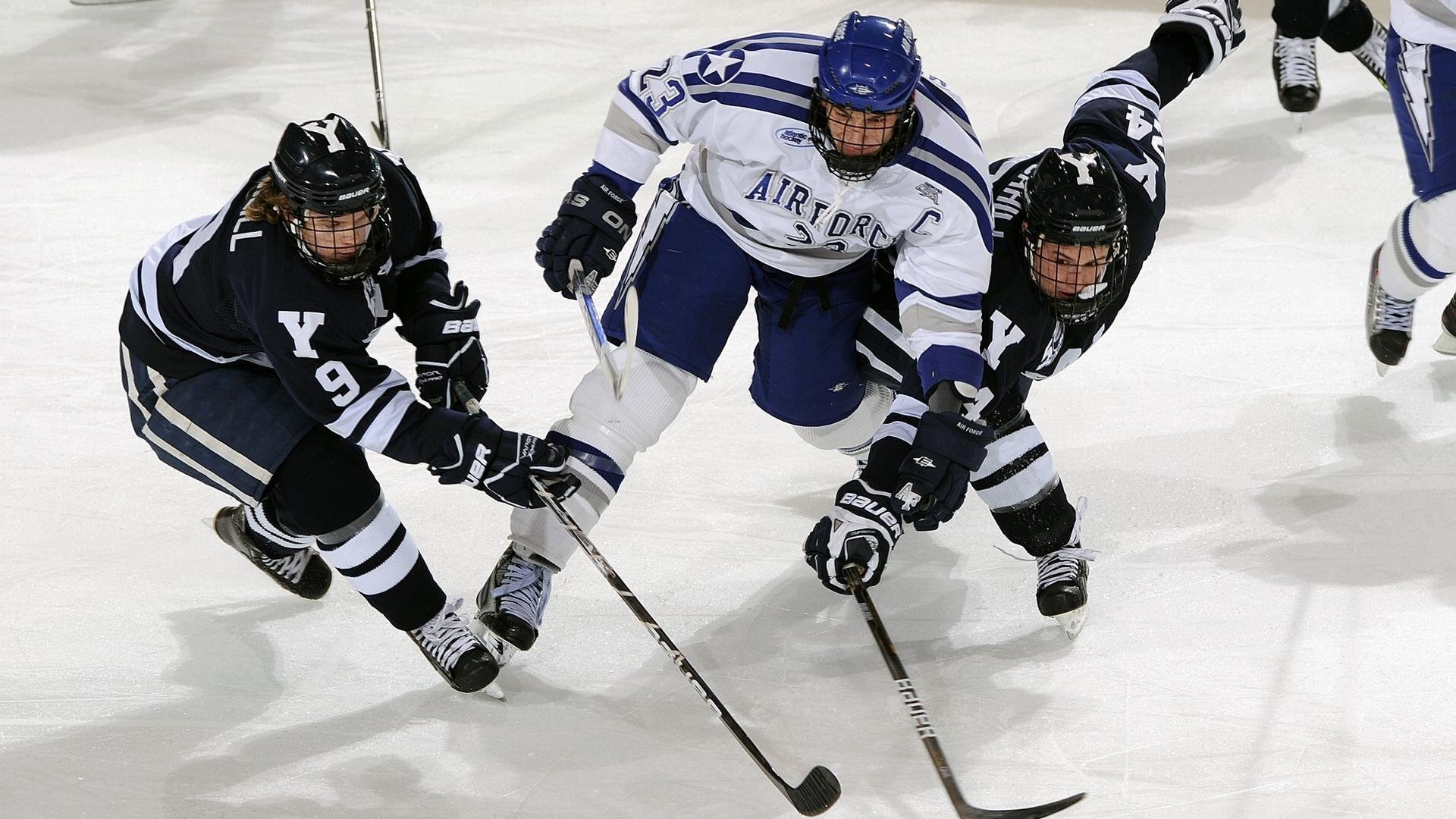 “运动员秘密:场外趣味嗜好大揭秘”,运动员们在场上的表现可真是霸气十足